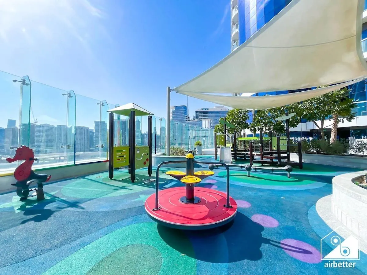Apartment Luxury 1-Bedroom Apt With City Views ,Business Bay Dubai