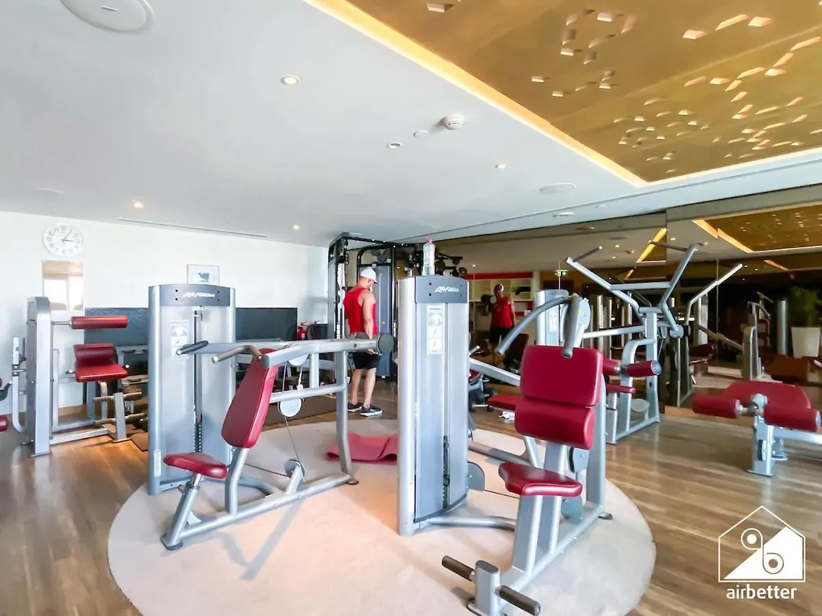 Luxury 1-Bedroom Apt With City Views ,Business Bay Dubai